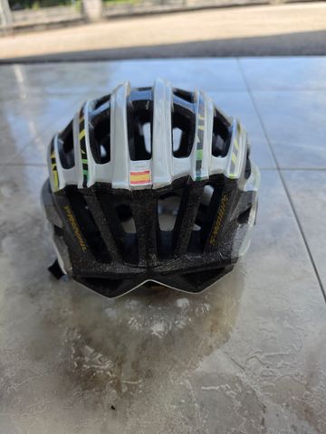 Tweedehands Specialized Camber Helmet bike — afbeelding 2 van 2