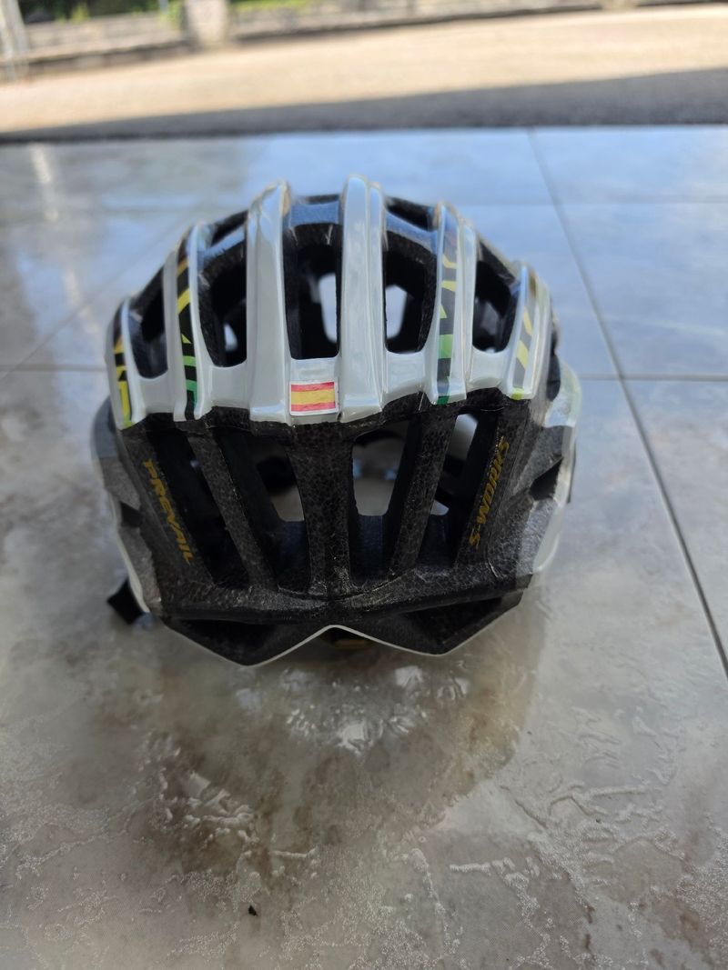 Tweedehands Specialized Camber Helmet bike — afbeelding 2 van 2