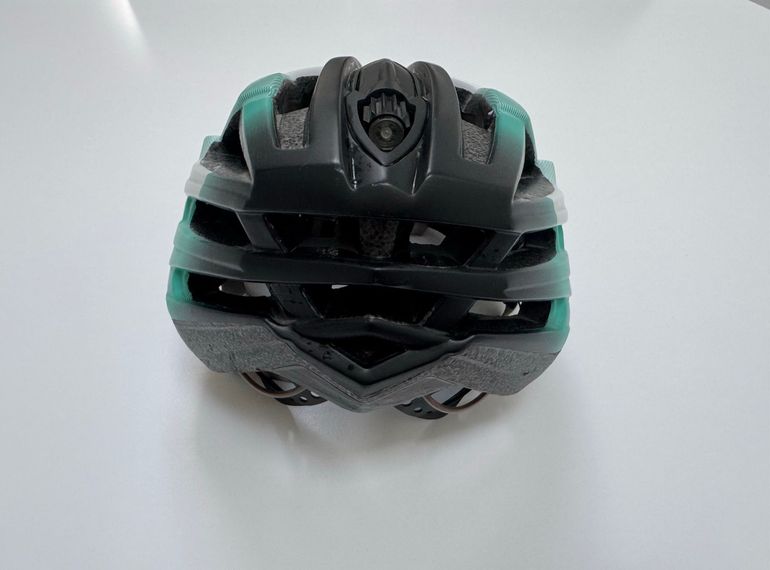 Used Lazer Neon bike — image 3 of 8