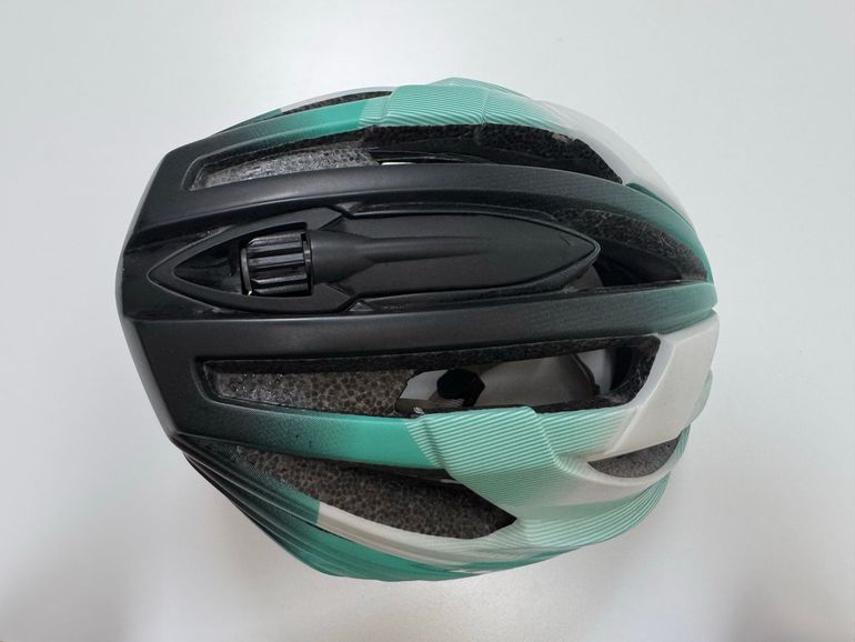Used Lazer Neon bike — image 5 of 8