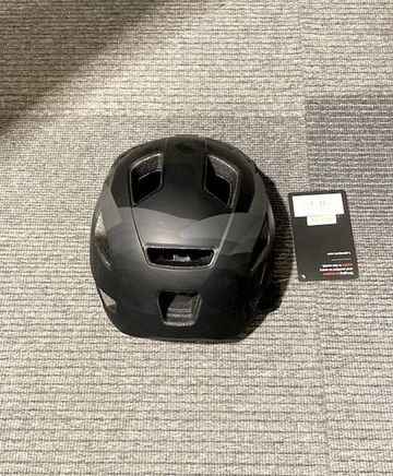 Used Lazer Chiru MTB Helmet 2025 bike — image 2 of 4