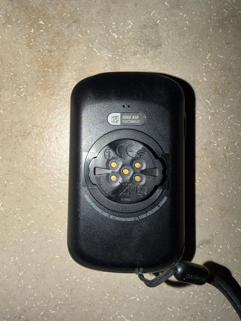 Used Garmin Edge 830 GPS Cycling Computer bike — image 2 of 4
