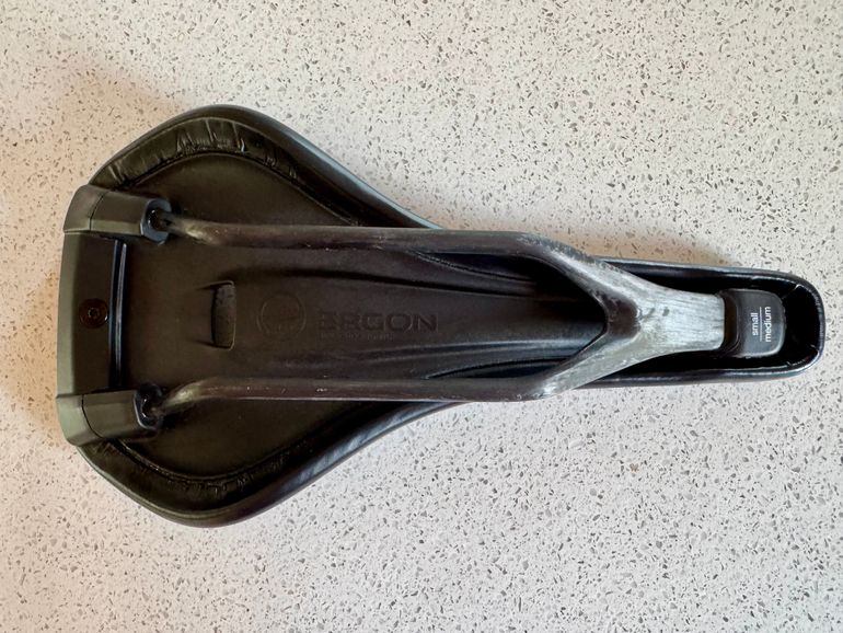 Used Ergon SR Pro Carbon S/M Saddle bike — image 3 of 4