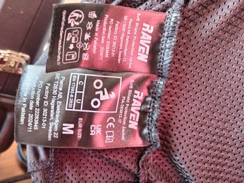Used raven Soft Shield Protection Jacket 2025 bike — image 4 of 5