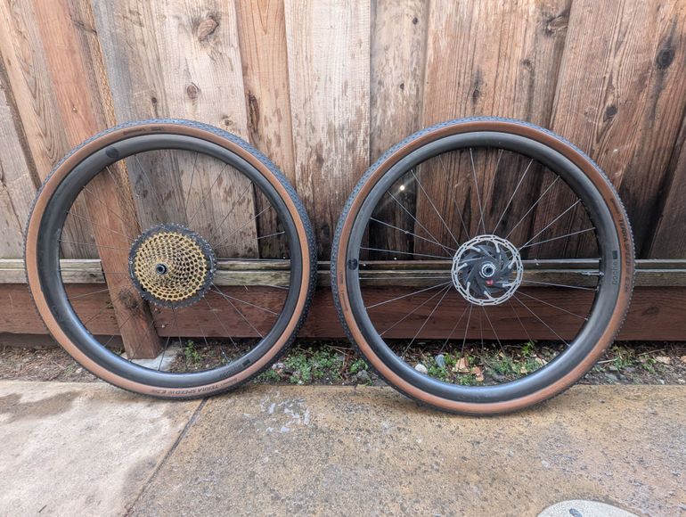 Used logos epoché g2 700c Wheelset 2023 bike — image 1 of 3