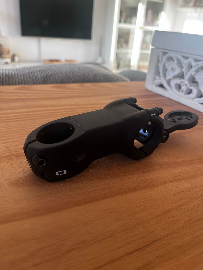 Used OnOff semi integrated 2025 bike — image 2 of 3