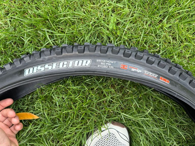 Used Maxxis Dissector 29x2.40 DD bike — image 1 of 2