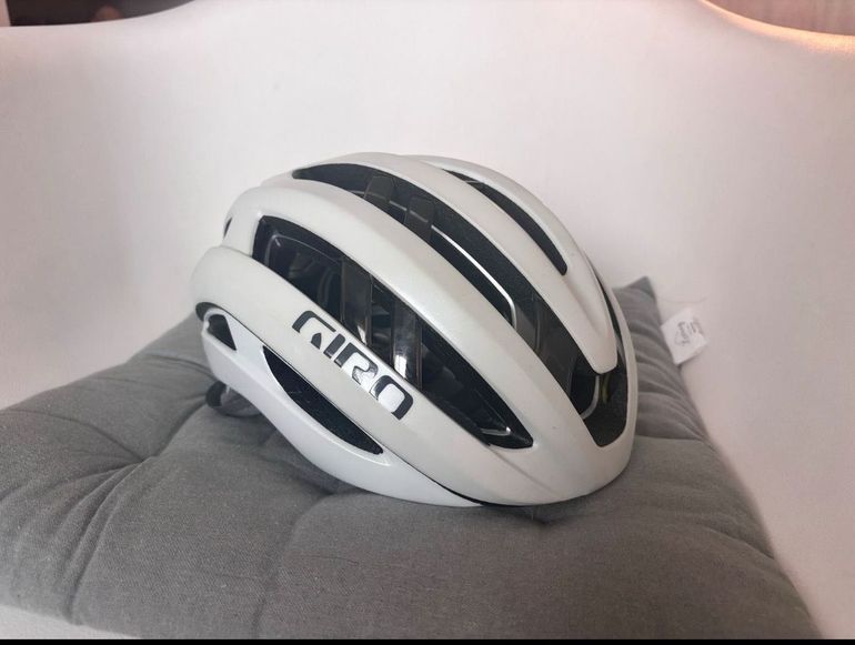 Used Giro Aries Spherical Helmet 2024 bike — image 1 of 11
