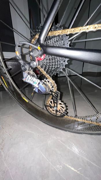 Used Shimano Ultegra 11v bike — image 2 of 4