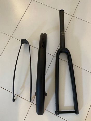 Used Enve All Road Fork with Fender bike — image 3 of 10
