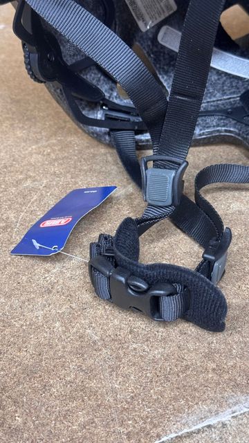 Used ABUS MoTrip MTB Helmet bike — image 9 of 9