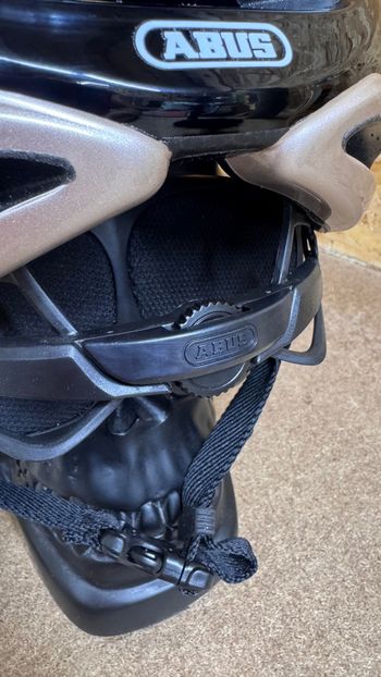 Used ABUS Airbraker Champagne Gold bike — image 6 of 10