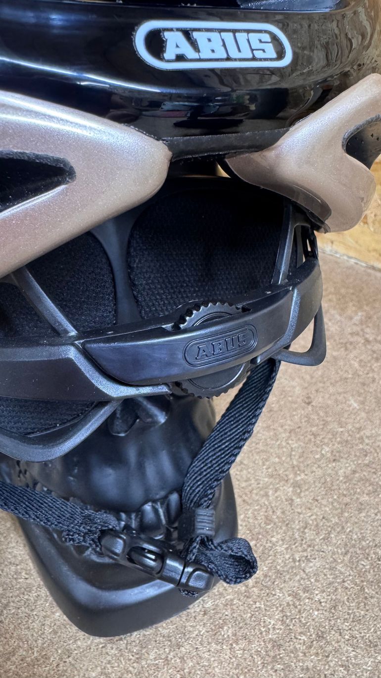 Used ABUS Airbraker Champagne Gold bike — image 6 of 10