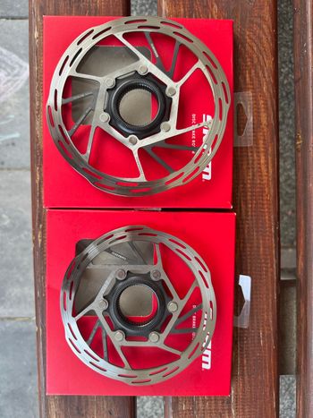Used Sram Rival Bremsscheiben 140mm & 160mm 2025 bike — image 2 of 2