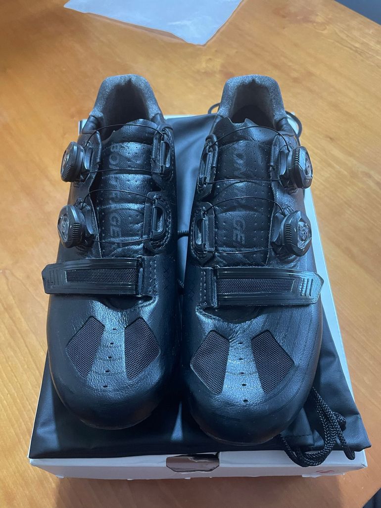 Used Bontrager Cycling Shoes 2021 bike — image 5 of 7