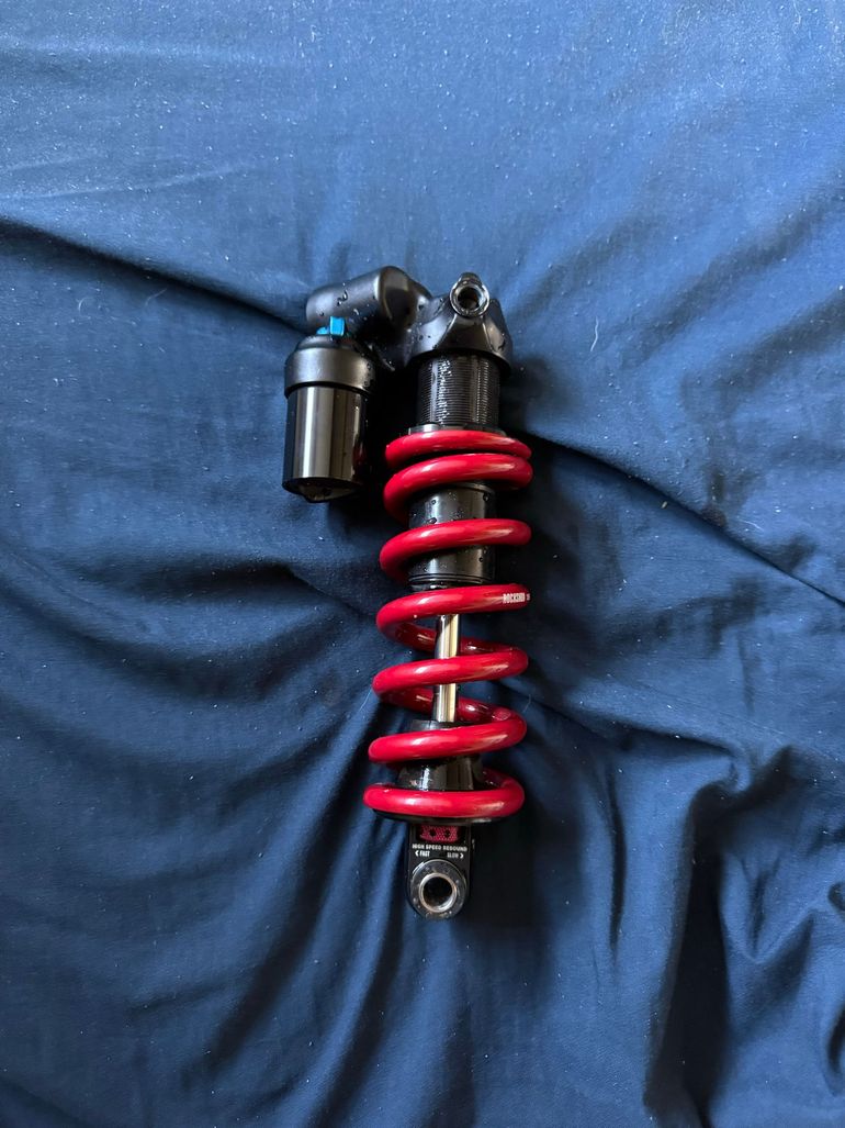 Used Fox DHX2 Factory Coil Shock 2024 bike — image 2 of 4