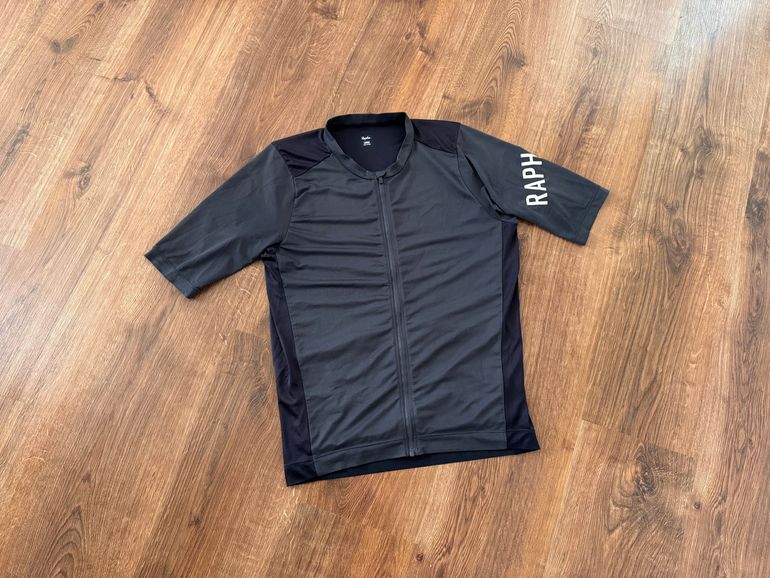 Used Rapha Men's Pro Team Training Jersey - L bike — image 8 of 9