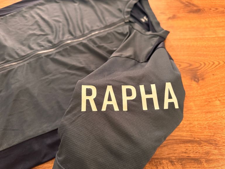 Used Rapha Men's Pro Team Training Jersey - L bike — image 7 of 9