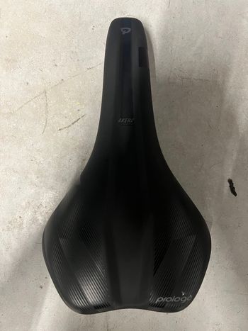 Used Prologo Akero AGX 2025 bike — image 1 of 2