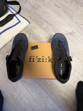 Used Fizik Vento Infinito Carbon 2 2026 bike