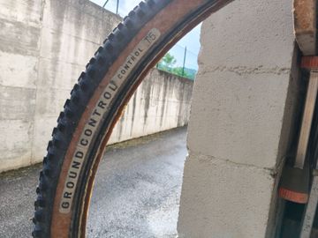 Used Specialized Ground Control Tire 2025 bike — image 2 of 5