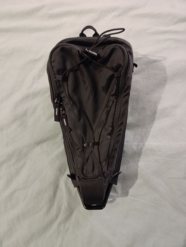 Used VAUDE Off road bag M bike — image 7 of 7