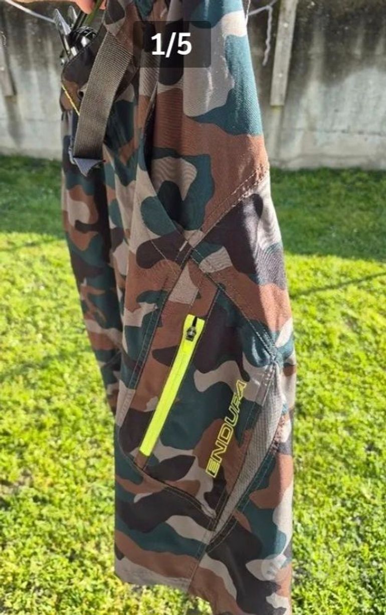 Used Endura Bermuda Camo tg.L bike — image 1 of 5