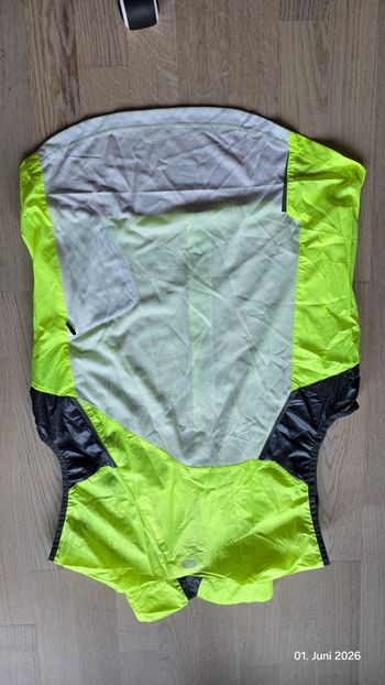 Used Sugoi Fahrrad Helium Vest bike — image 2 of 4