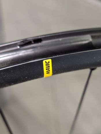 Mavic Ksyrium S Disc 2023 bike d'occasion — image 2 sur 4