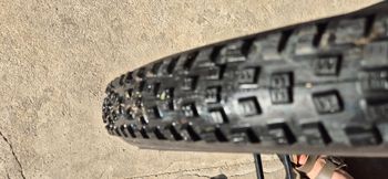 Used Schwalbe Magic Mary + Nobby Nic bike — image 8 of 8