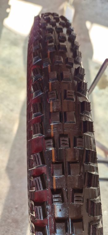 Used Schwalbe Magic Mary + Nobby Nic bike — image 4 of 8