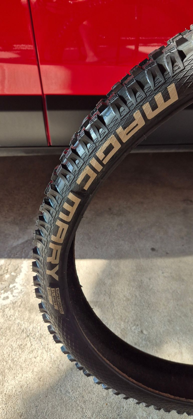 Used Schwalbe Magic Mary + Nobby Nic bike — image 3 of 8