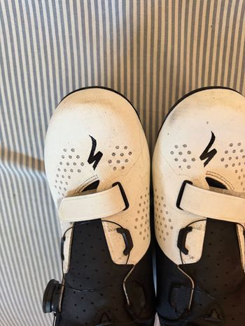 Used Specialized Torch 2.0 Road Shoes 2024 bike — image 2 of 9