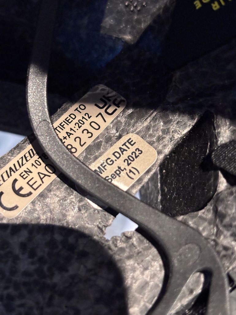 Used Specialized S-Works Evade 3 Helmet bike — image 5 of 9