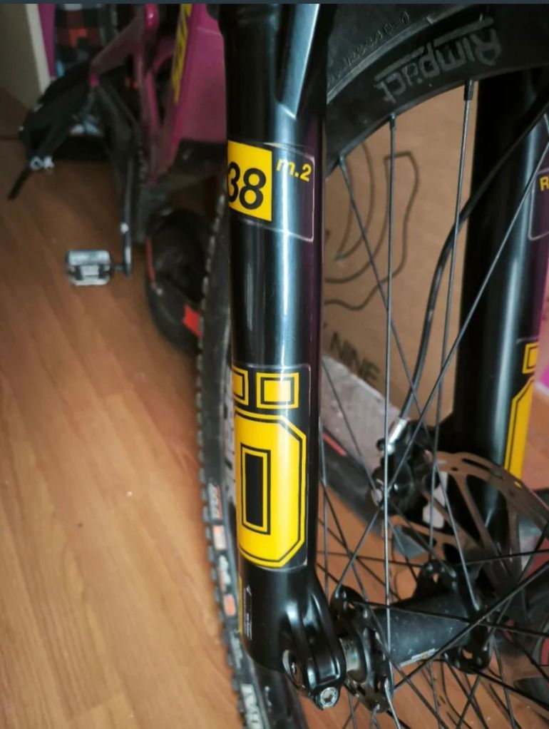 Used Öhlins RXF38 m.2 Air TTX18 29'/44/170 2025 bike — image 2 of 4