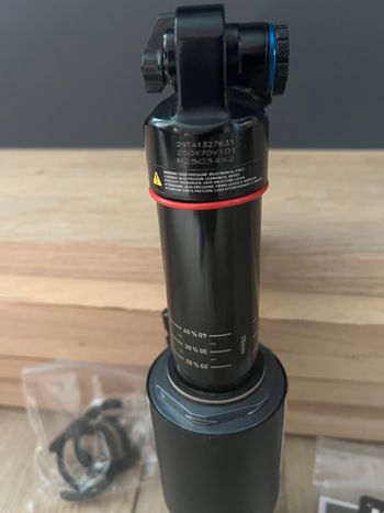 Used RockShox Vivid Air Shock 2025 bike — image 6 of 9