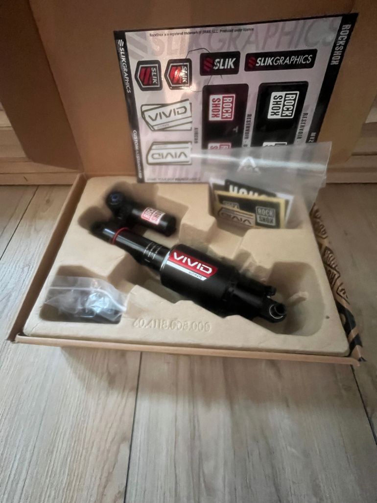Used RockShox Vivid Air Shock 2025 bike — image 1 of 9