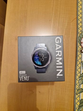 Used Garmin Venu GPS Smartwatch 2022 bike — image 4 of 6