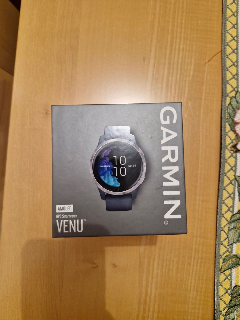 Used Garmin Venu GPS Smartwatch 2022 bike — image 4 of 6