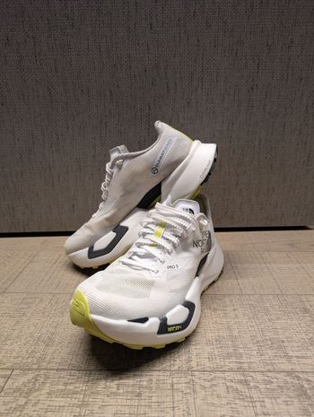 Used The North Face Summit Vectiv Pro 3 2026 bike — image 2 of 7