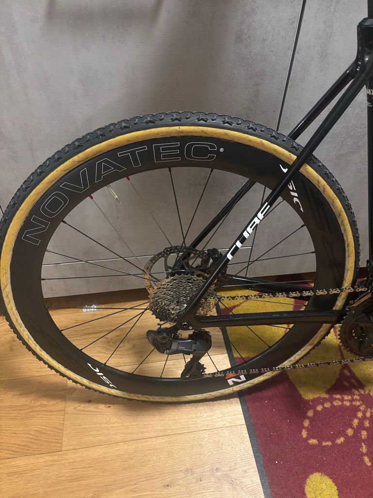 Used Novatec r5 bike — image 2 of 2