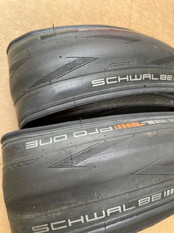 Used Schwalbe Pro One TLE Rennrad Reifen Mantel 32-622 (32/700c/28x1.25) bike — image 3 of 4