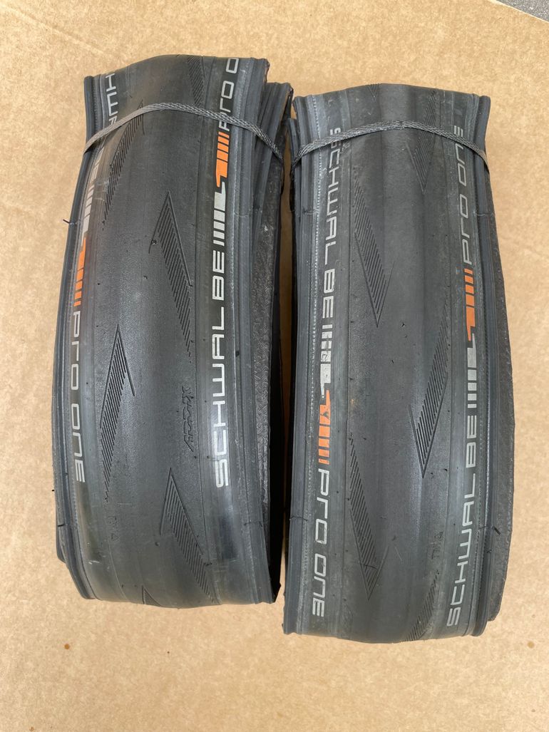 Used Schwalbe Pro One TLE Rennrad Reifen Mantel 32-622 (32/700c/28x1.25) bike — image 4 of 4