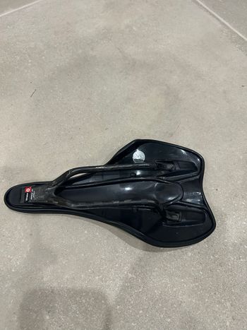 Used Selle Italia SLR Boost Kit carbone 2025 bike — image 3 of 5