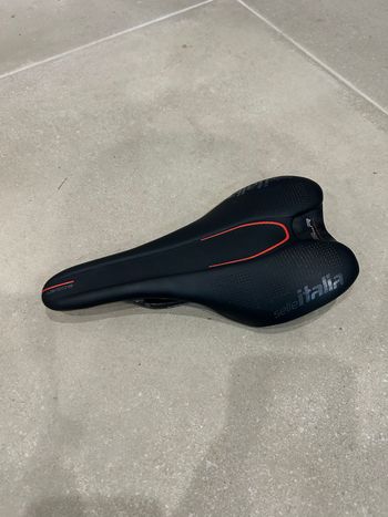 Used Selle Italia SLR Boost Kit carbone 2025 bike — image 2 of 5