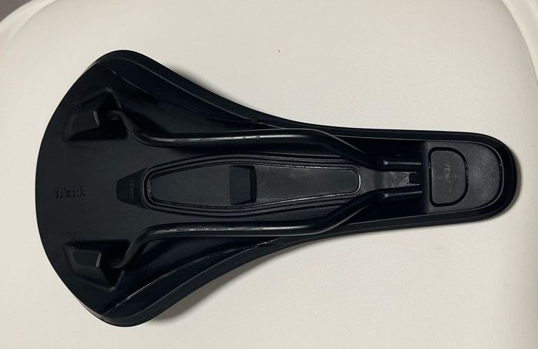 Used Fizik Vento Argo 140 Saddle bike — image 2 of 2