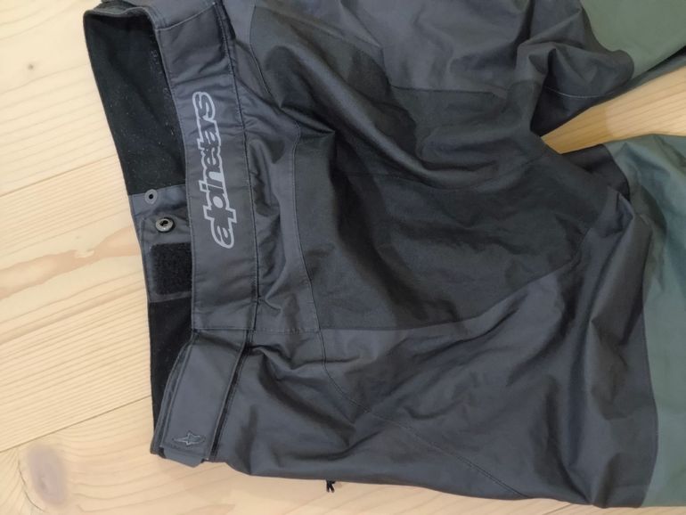 Used Alpinestars Shorts MTB 2018 bike — image 2 of 6
