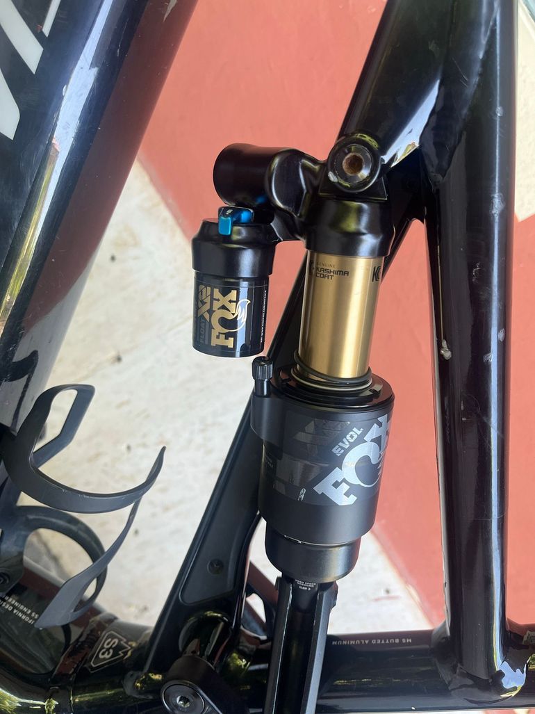 Used Fox Float X2 Air Shock 2025 bike — image 1 of 2