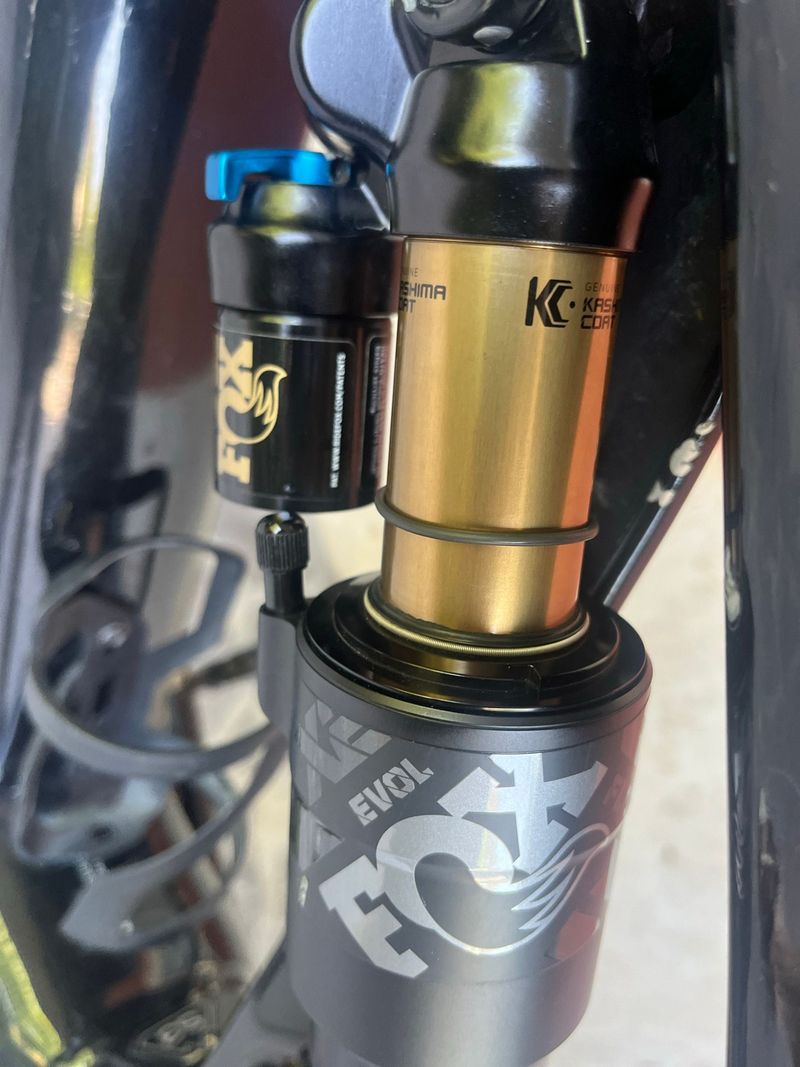 Gebrauchtes Fox Float X2 Air Shock 2025 bike — Bild 2 von 3