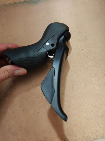 Used Shimano GRX RX600 bike — image 3 of 6